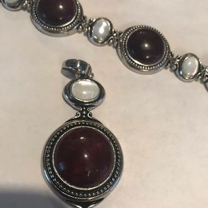 Lia Sophia Bracelet and Pendant Set